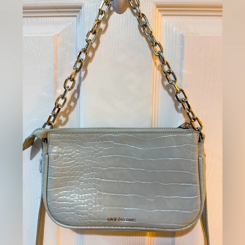Like Dreams Elegant Gray Croc-Embossed Chain Bag